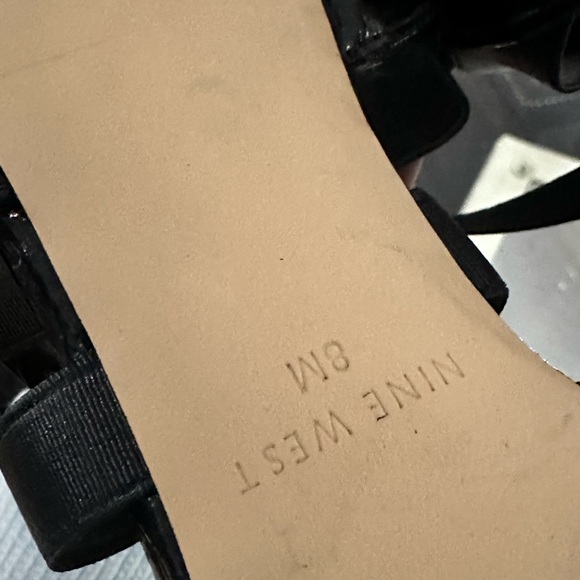 Size 8 Nine West Heels - Picture 7 of 7